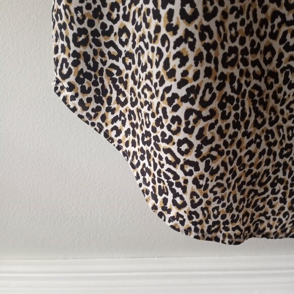 'J.CREW' 100% Silk Blouse Size 8 Cheetah print EUC - Picture 5 of 12